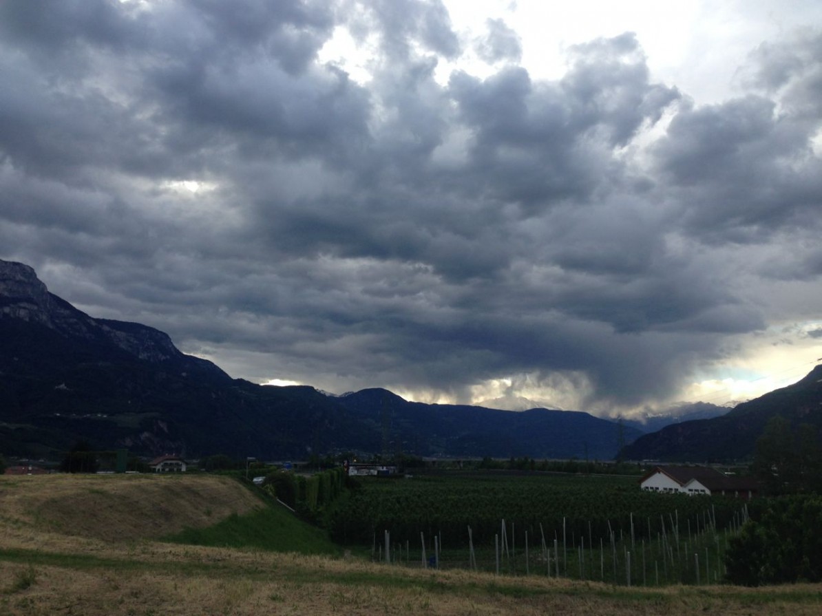 AUGUSTOUR: Gewitter über Bozen