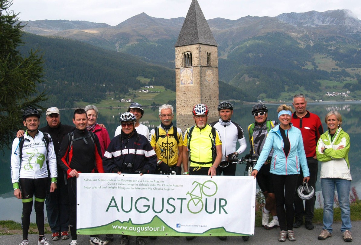 Etappe 1 AUGUSTOUR 2014: Gruppenfoto